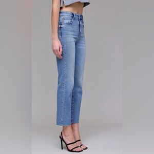 Hidden Jeans Tracey High Rise Cropped Straight Leg Raw Hem Light Wash Stretch 31